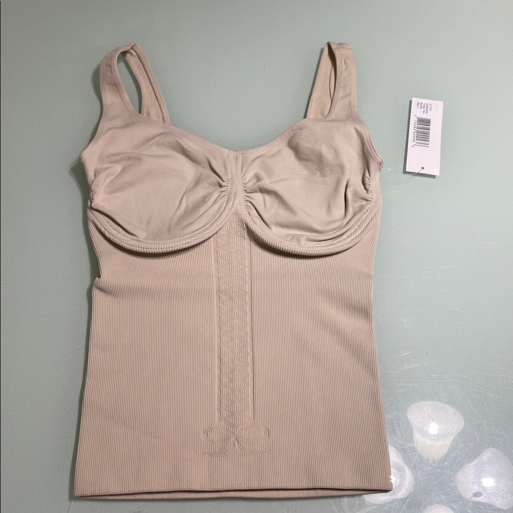 Uniqlo Light Tan Ribbed Top - Picture 3 of 6